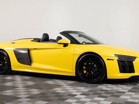 Used 2017 Audi R8 V10 AWD/4WD image 23