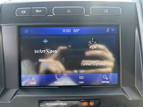 Used 2020 Ford F250 XLT w/ XLT Premium Package image 16