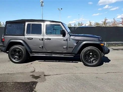Used 2019 Jeep Wrangler Unlimited Sport S image 9