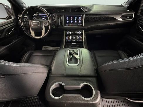 Used 2021 GMC Yukon Denali w/ Denali Premium Package AWD/4WD image 37