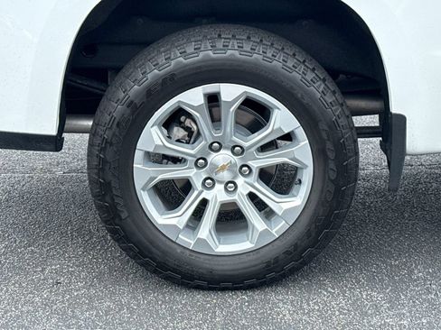 Used 2026 Chevrolet Silverado 1500 LTZ w/ LTZ Premium Package AWD/4WD image 18
