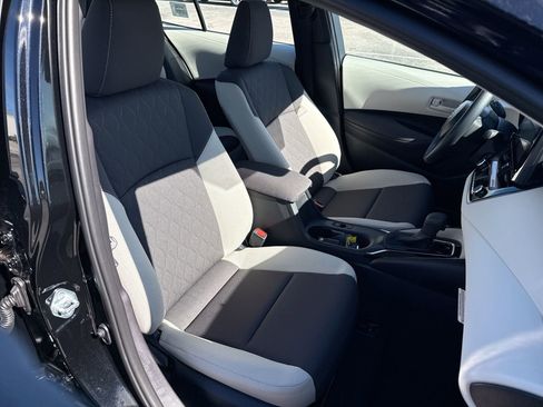 Certified 2026 Toyota Corolla LE image 28