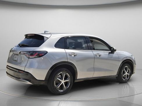 Used 2025 Honda HR-V EX-L image 7