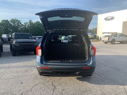 Used 2026 Ford Explorer ST-Line w/ ST-Line Street Pack AWD/4WD image 8