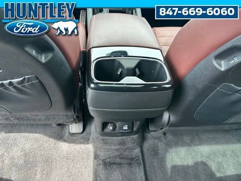 Used 2024 Kia Telluride SX Prestige AWD/4WD image 21