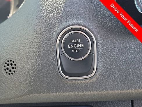 Used 2024 Mercedes-Benz Sprinter 2500 image 10