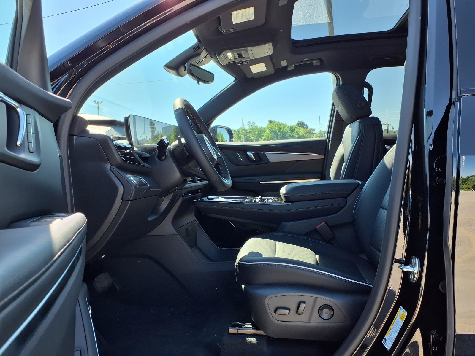 New 2026 Buick Enclave Sport Touring w/ Power Package FWD image 17