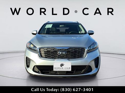 Used 2020 Kia Sorento LX w/ LX I4 Convenience Package image 9