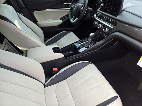 Certified 2025 Acura Integra A-Spec image 14