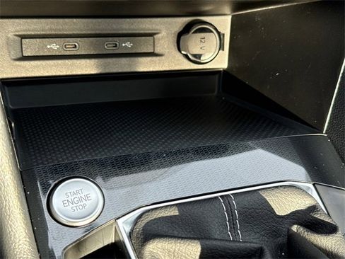 Certified 2025 Volkswagen Taos S image 28