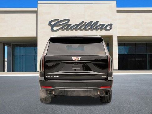 New 2026 Cadillac Escalade V AWD/4WD image 4
