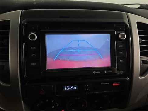 Used 2014 Toyota Tacoma PreRunner image 15