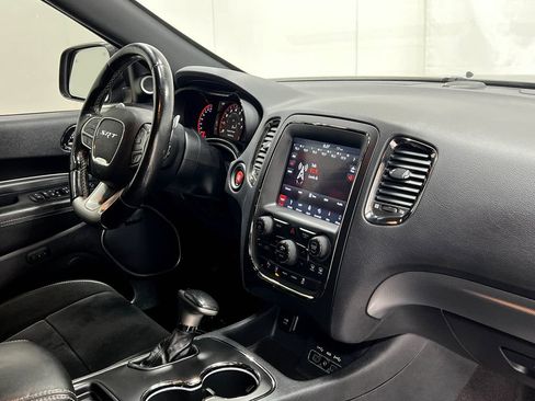 Used 2019 Dodge Durango SRT w/ Technology Group AWD/4WD image 23