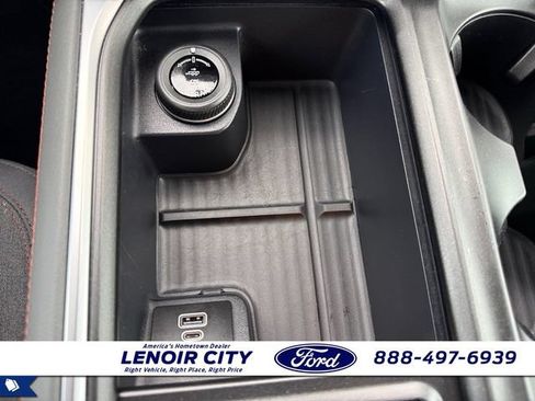 Used 2025 Ford Expedition Active RWD image 27