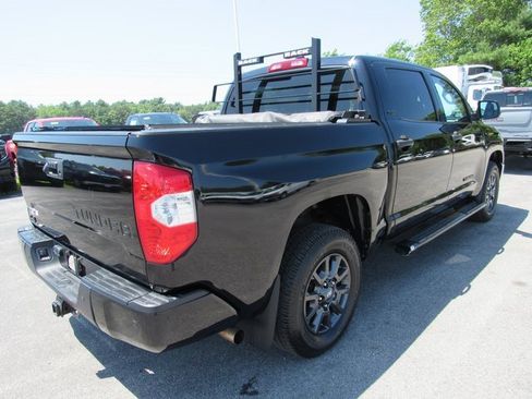 Used 2021 Toyota Tundra SR5 w/ Trail Edition image 7