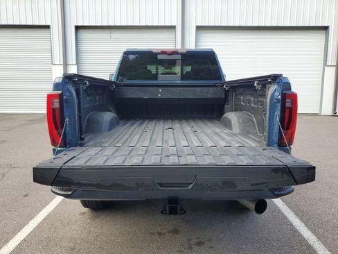 Used 2024 GMC Sierra 2500 Denali Ultimate w/ Max Trailering Package AWD/4WD image 9