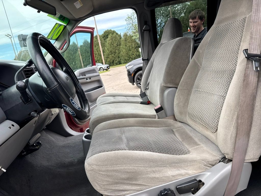 Used 2001 Ford F250 XLT AWD/4WD image 10