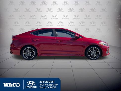 Used 2018 Hyundai Elantra Sport image 13