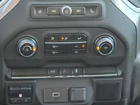 Used 2020 Chevrolet Silverado 2500 Custom w/ Custom Value Package AWD/4WD image 19