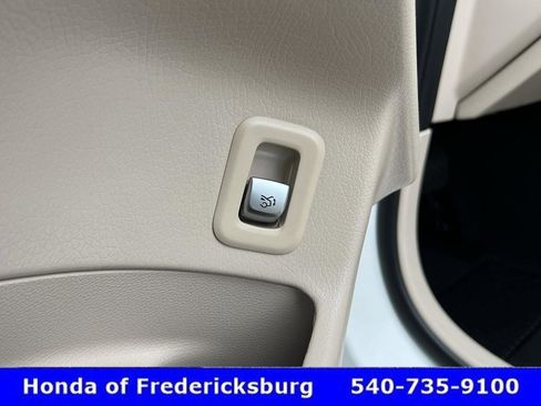 Used 2021 Mercedes-Benz GLC 300 image 27