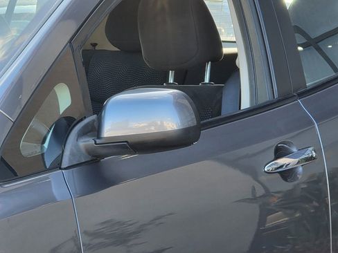 Used 2015 Nissan Leaf SV image 8