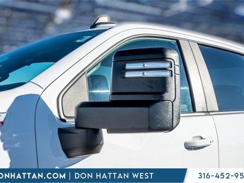 Used 2024 Chevrolet Silverado 2500 LT image 28