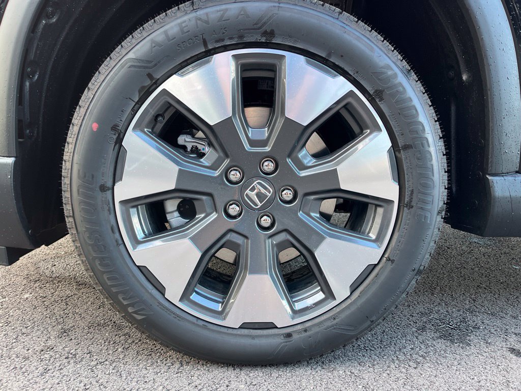 New 2026 Honda Pilot Touring image 7