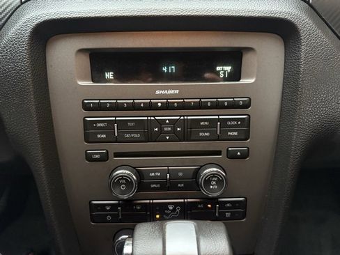 Used 2012 Ford Mustang GT Premium image 12