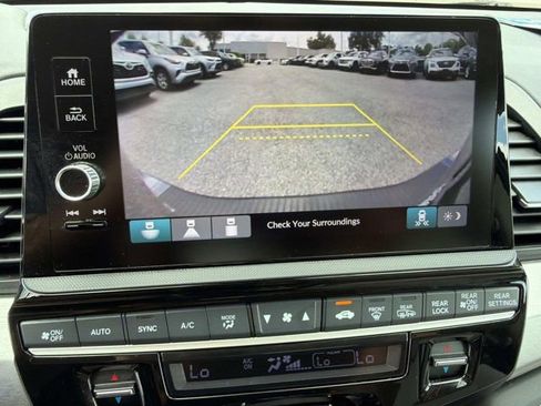 Used 2025 Honda Odyssey EX-L image 29