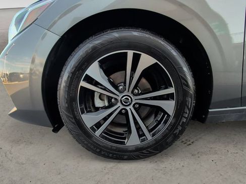 Used 2021 Nissan Sentra SV FWD image 14