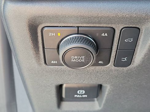 New 2026 Ford Expedition Active image 29