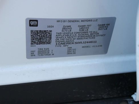 Used 2024 Chevrolet Traverse LS image 30