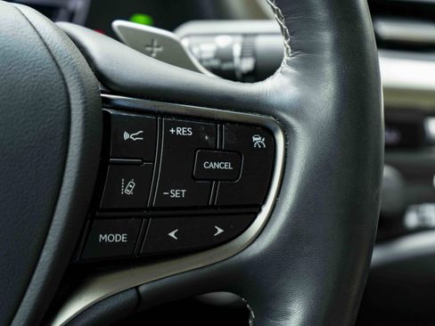 Used 2019 Lexus ES 350 w/ Premium Package image 21