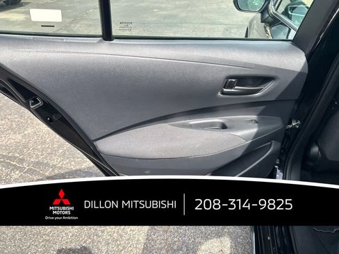 Used 2025 Toyota Corolla LE FWD image 8