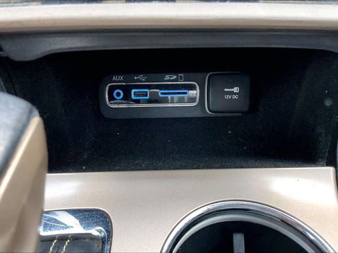 Used 2017 Jeep Grand Cherokee Limited w/ Luxury Group II RWD image 25