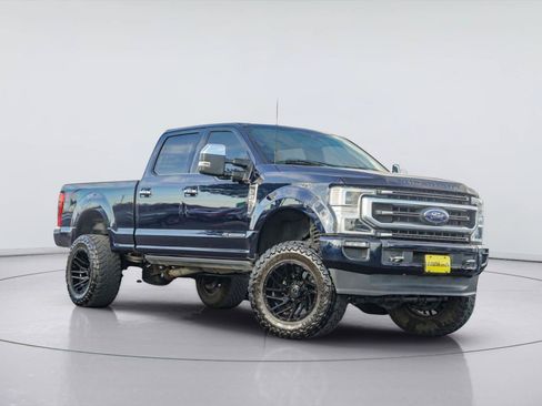 Used 2022 Ford F250 Platinum w/ FX4 Off-Road Package AWD/4WD image 1
