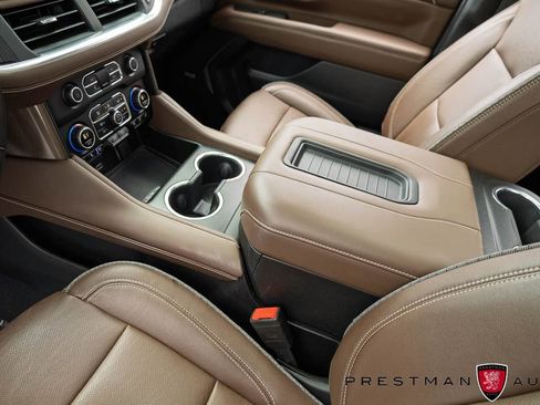 Used 2024 Chevrolet Suburban High Country AWD/4WD image 45