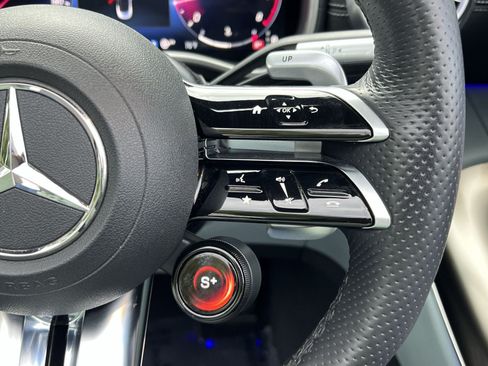 Used 2022 Mercedes-Benz SL 55 AMG 4MATIC image 39