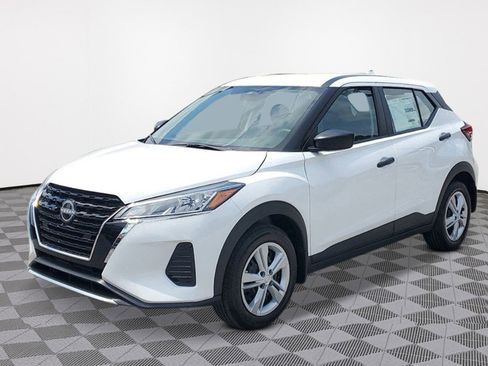 New 2024 Nissan Kicks S image 5