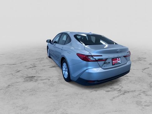 Used 2026 Toyota Camry LE FWD image 8