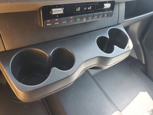 Used 2025 Mercedes-Benz Sprinter 2500 image 31