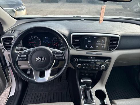 Used 2020 Kia Sportage EX FWD image 19
