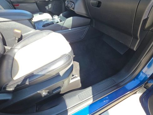 Used 2022 Ford Escape Titanium w/ Titanium Elite Package AWD/4WD image 13