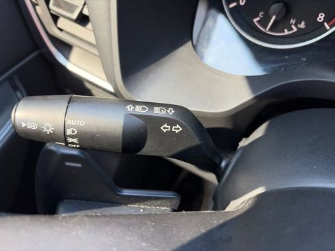 Used 2024 Nissan Rogue S AWD/4WD image 34