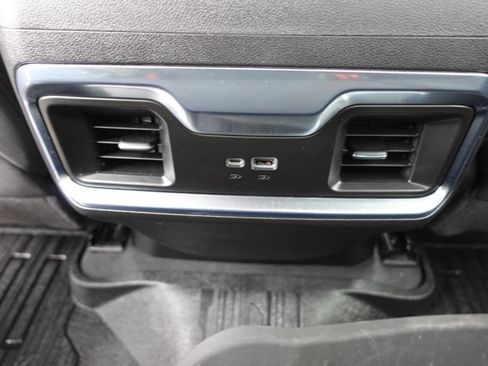 Used 2022 GMC Sierra 1500 Elevation image 40