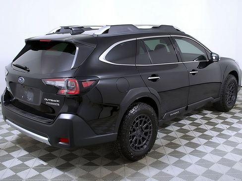 Used 2025 Subaru Outback Touring XT image 7