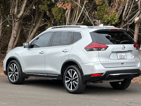 Used 2020 Nissan Rogue SL image 6