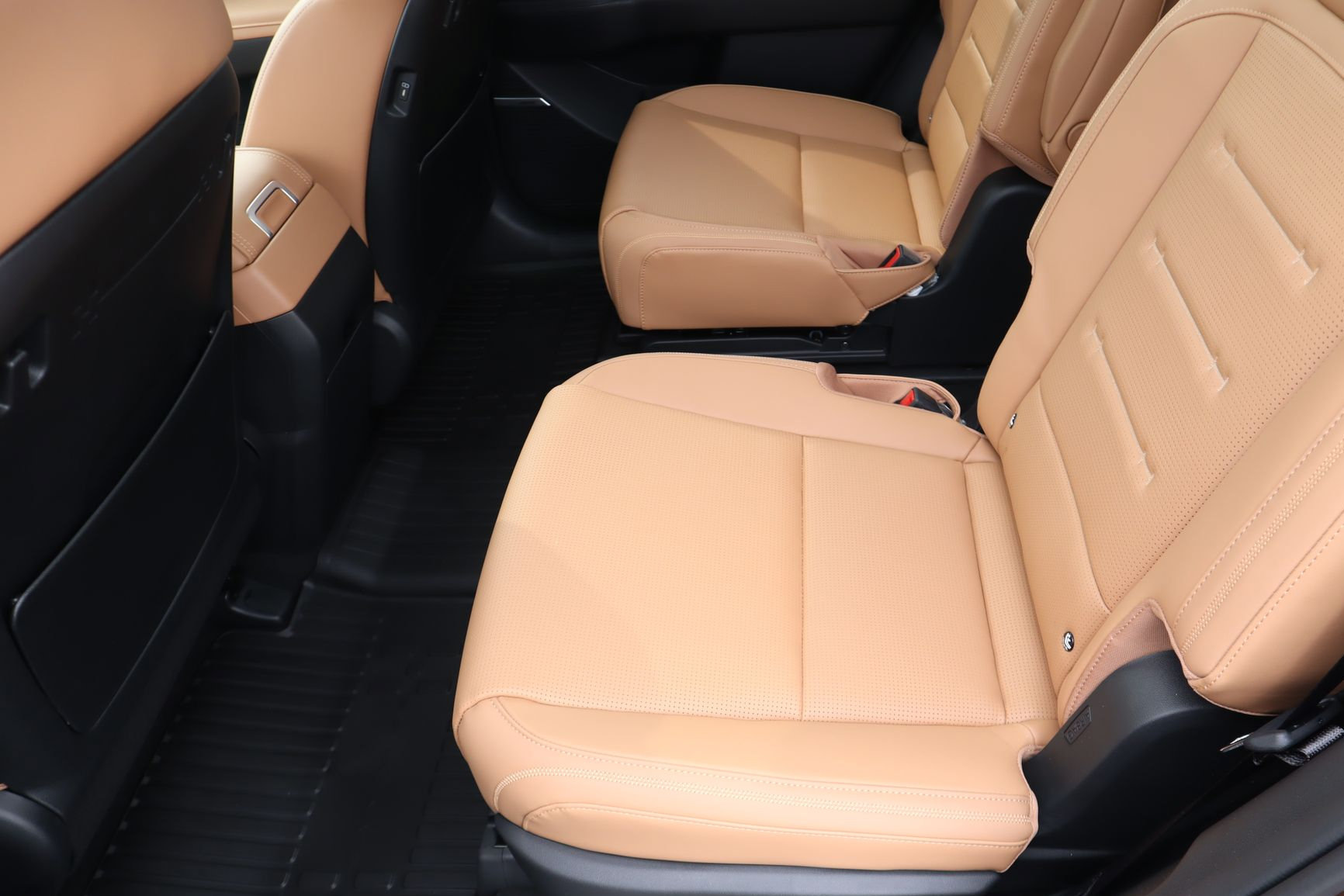 New 2027 Hyundai Santa Fe Calligraphy AWD/4WD image 18