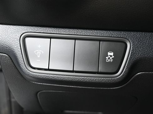 Used 2022 Kia Forte LXS FWD image 12