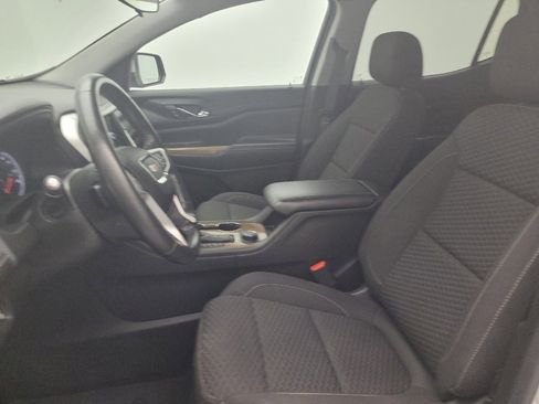 Used 2019 GMC Acadia SLE image 17